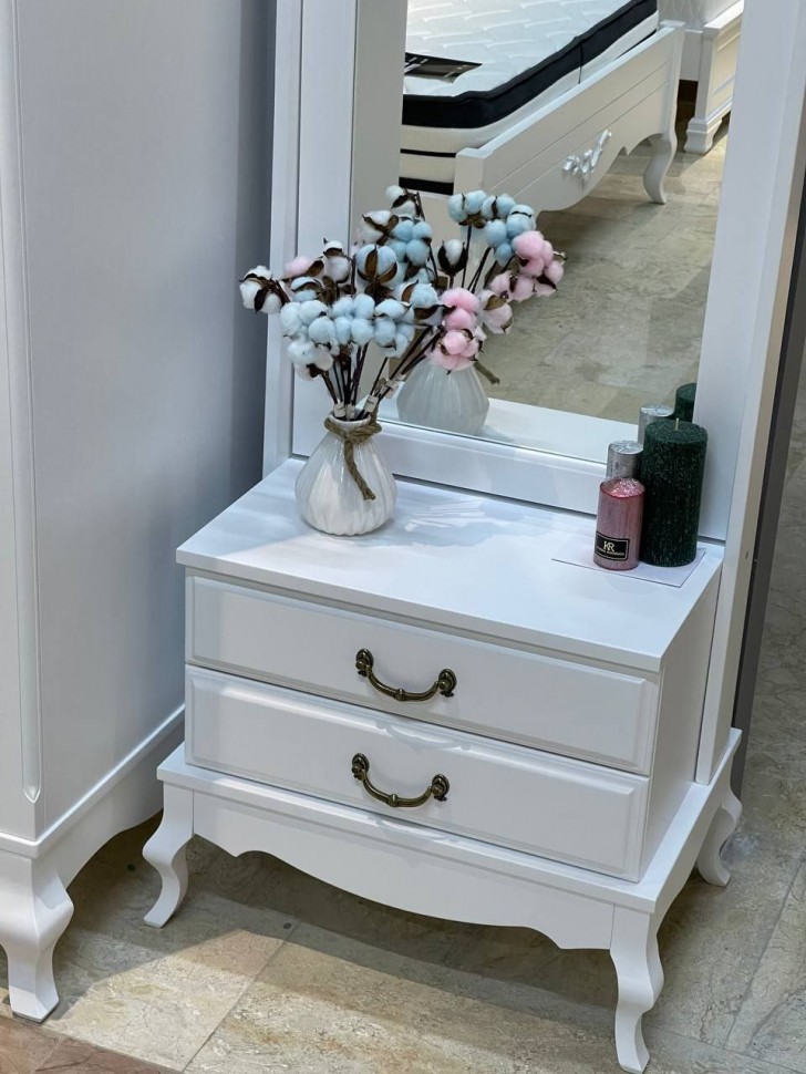 Зеркало напольное "Авиньон" Зеркало напольное "Авиньон"